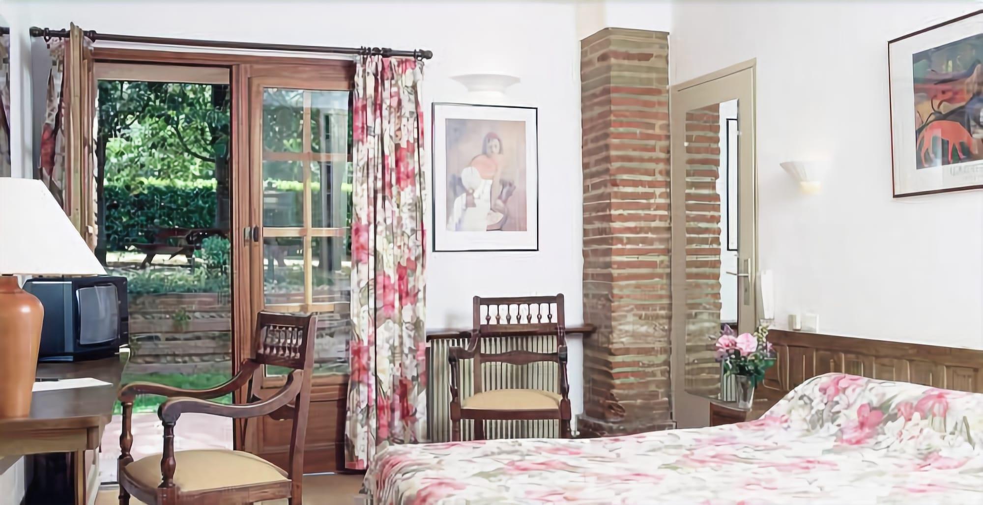 Le Ratelier Hotel Montaigut-sur-Save Eksteriør billede