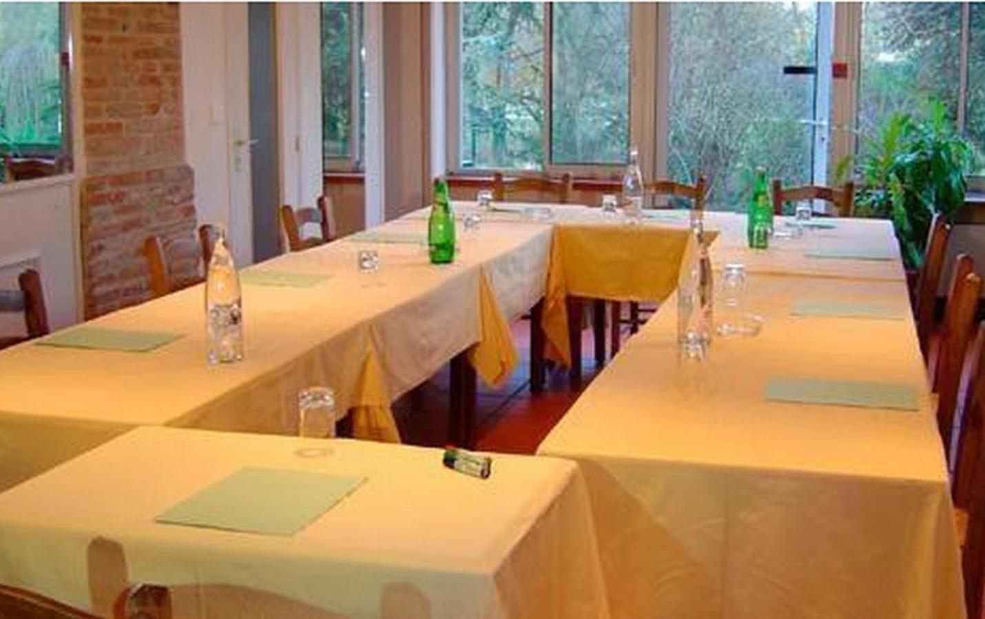 Le Ratelier Hotel Montaigut-sur-Save Eksteriør billede