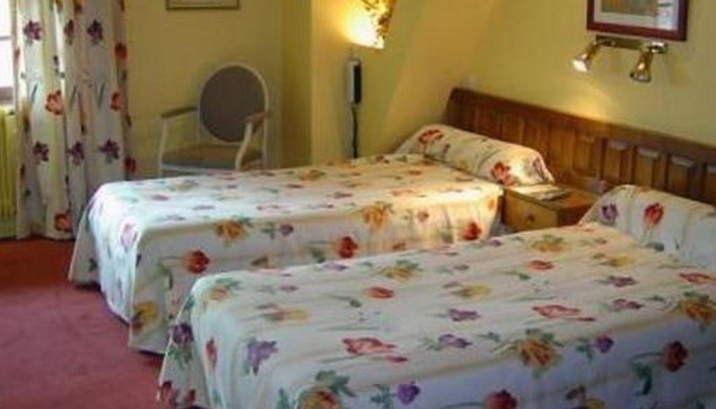 Le Ratelier Hotel Montaigut-sur-Save Værelse billede